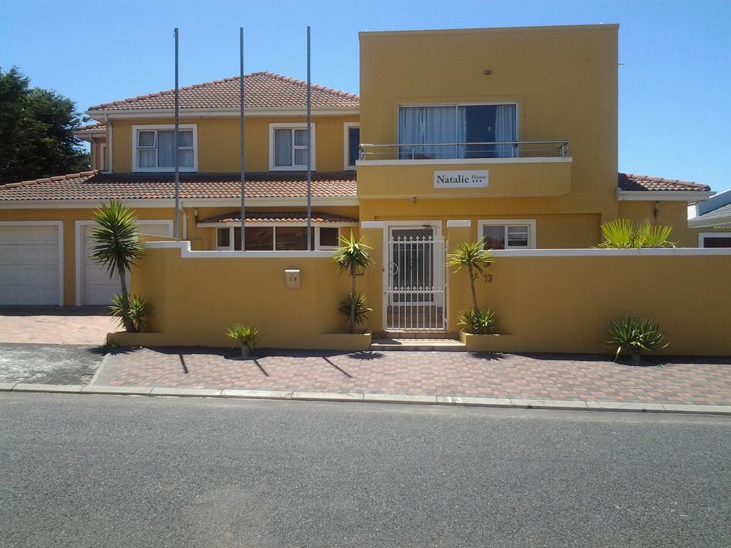 Natalie Guesthouse Bloubergstrand Dış mekan fotoğraf