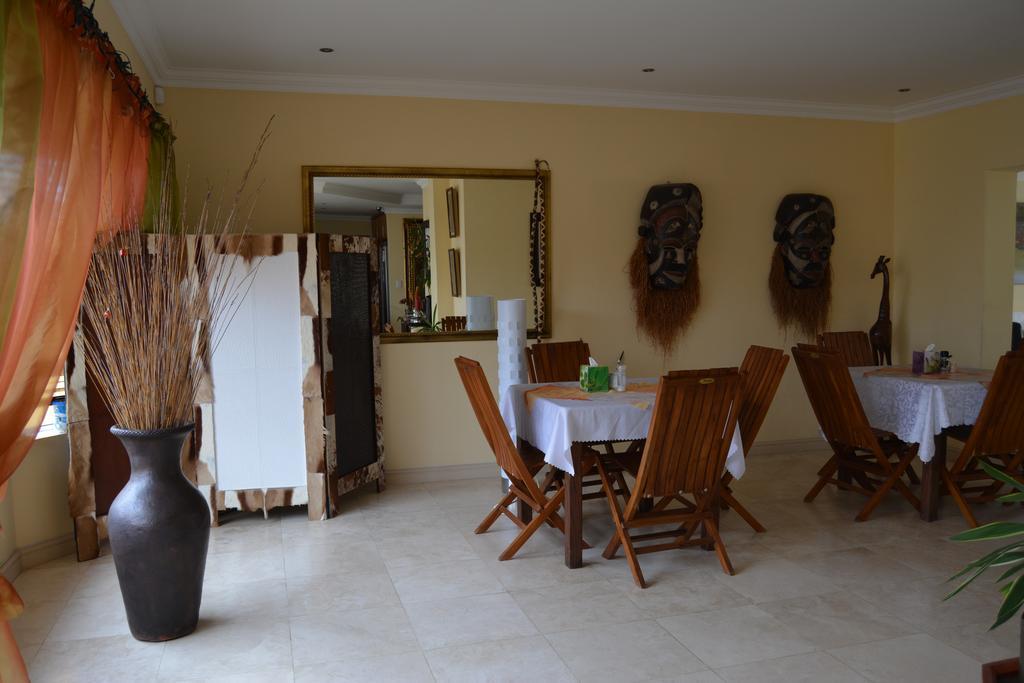 Natalie Guesthouse Bloubergstrand Dış mekan fotoğraf