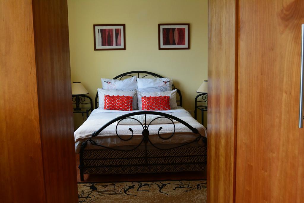 Natalie Guesthouse Bloubergstrand Dış mekan fotoğraf