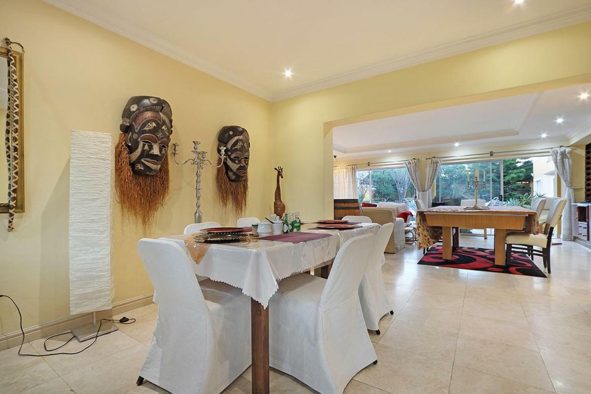Natalie Guesthouse Bloubergstrand Dış mekan fotoğraf