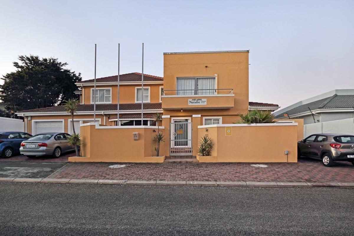 Natalie Guesthouse Bloubergstrand Dış mekan fotoğraf