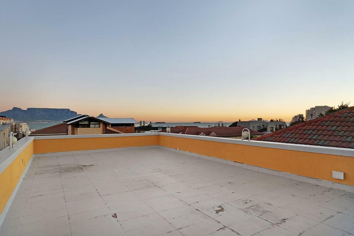 Natalie Guesthouse Bloubergstrand Dış mekan fotoğraf