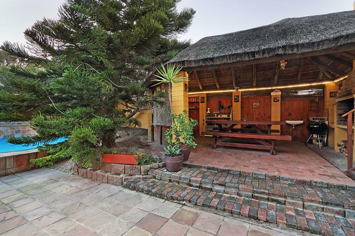 Natalie Guesthouse Bloubergstrand Dış mekan fotoğraf